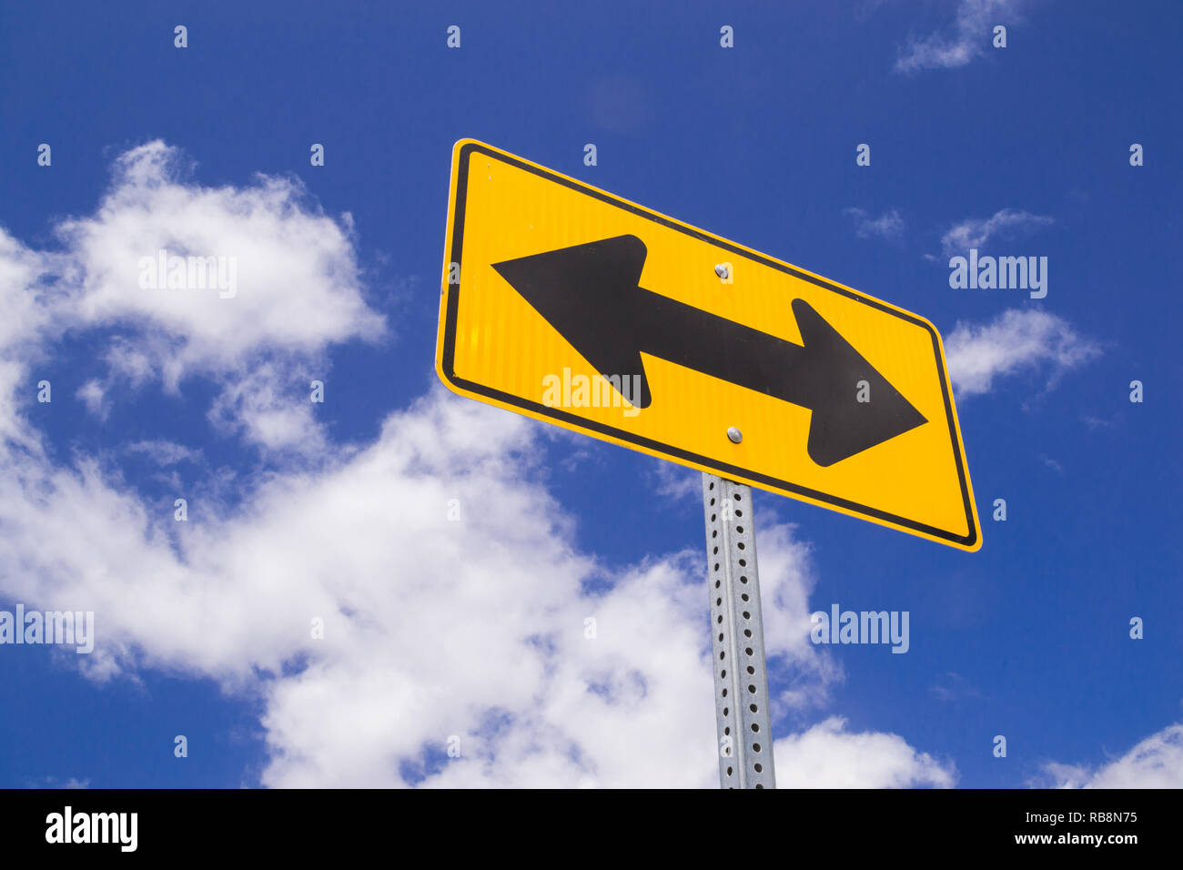 Die 'Beides' Zeichen in der südkalifornischen Wüste. Stockfoto