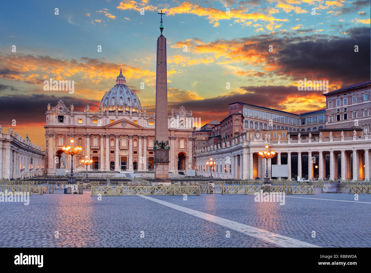 Basilica di San Pietro, Vatikan, Rom, Italien Stockfoto