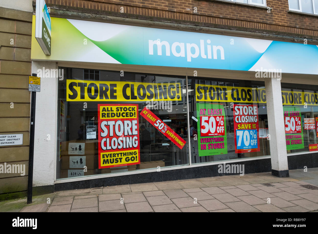 Maplin store in Shrewsbury mit Schließung Zeichen, Shropshire, England, Großbritannien Stockfoto