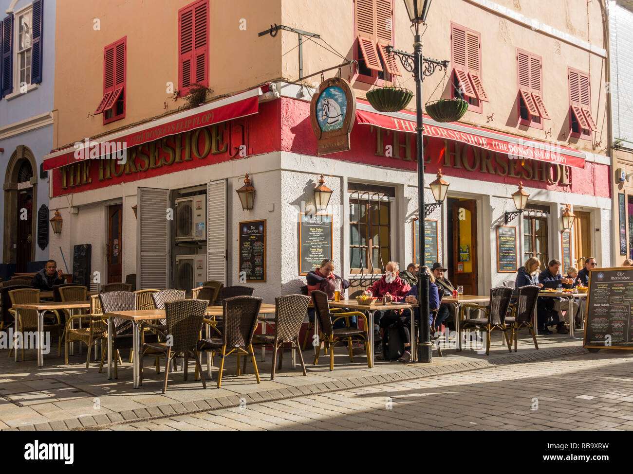 Gibraltar, Hufeisen Bar, Main Street, Gibraltar, Britisches Territorium in Übersee, Großbritannien, Großbritannien Stockfoto
