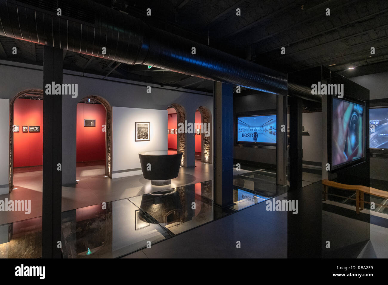 Innenraum der Leica Galerie Istanbul (innerhalb der historischen Brauerei in Bomonti), Türkei Stockfoto