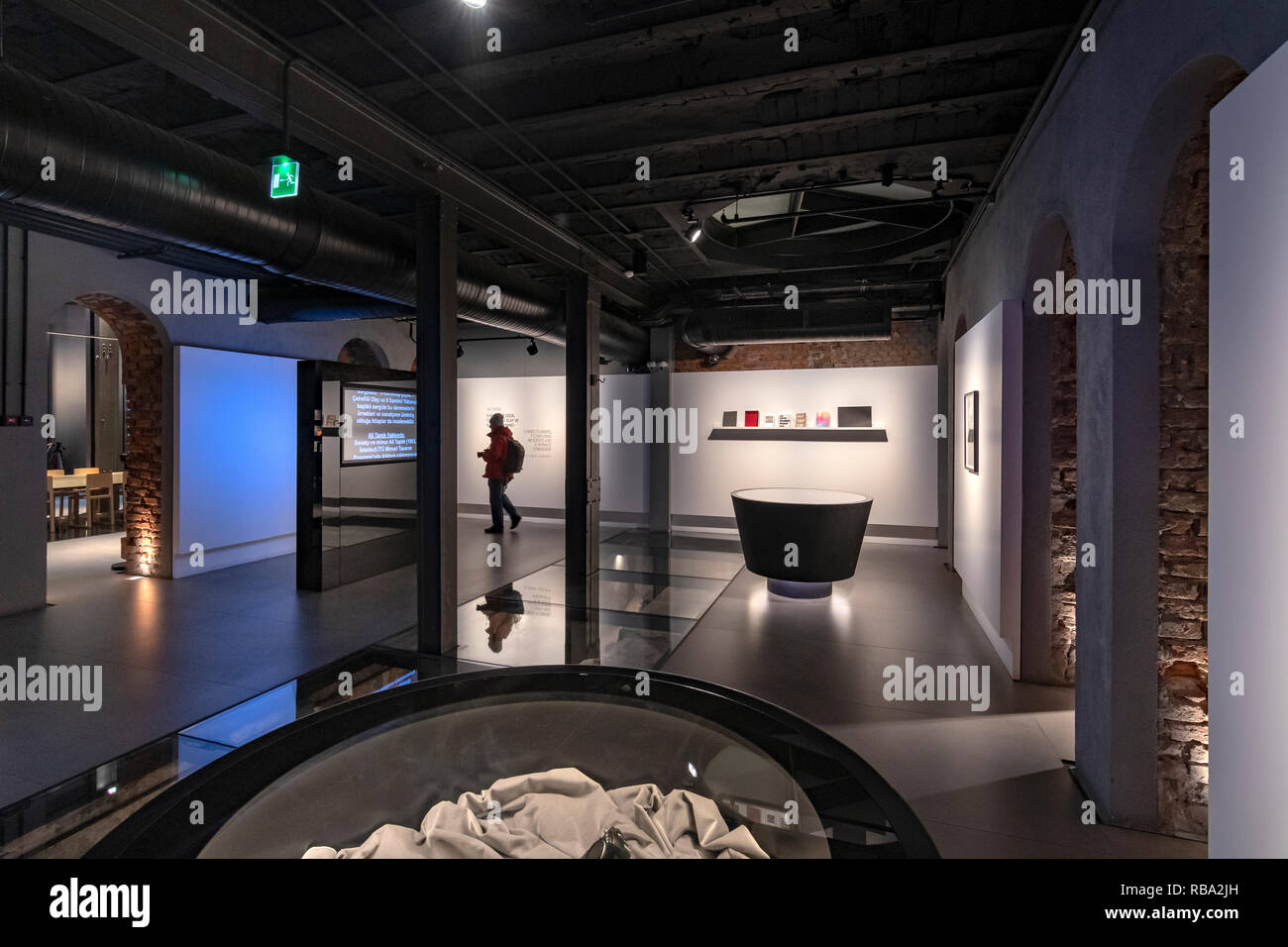 Innenraum der Leica Galerie Istanbul (innerhalb der historischen Brauerei in Bomonti), Türkei Stockfoto