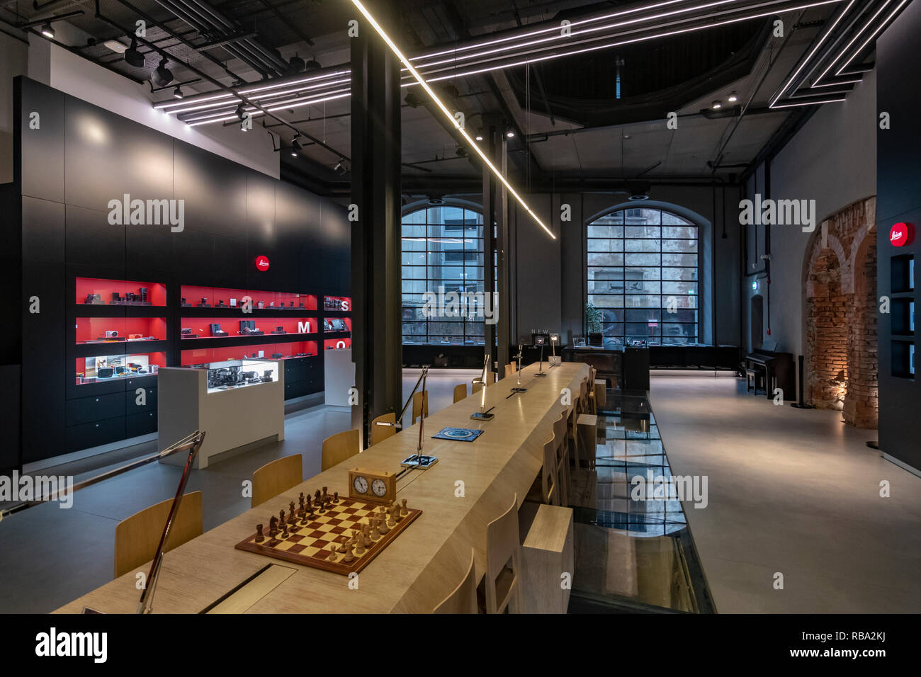 Innenraum der Leica Galerie Istanbul (innerhalb der historischen Brauerei in Bomonti), Türkei Stockfoto