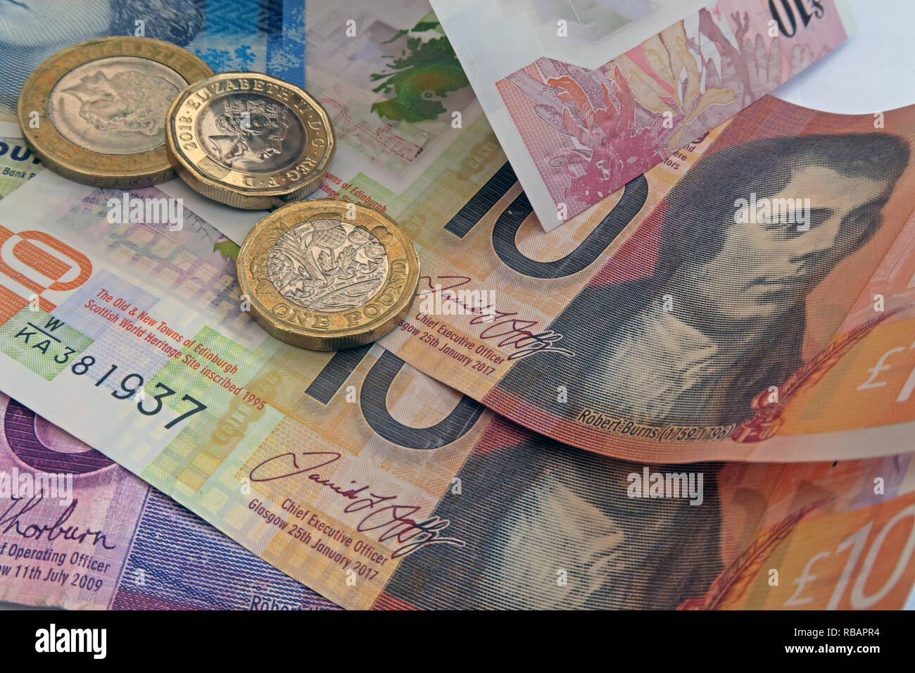 Bank von Schottland, Clydesdale & RBS Kunststoff 5 £ £ 10 fünf Pfund und zehn Pfund Banknoten, Münzen Stockfoto