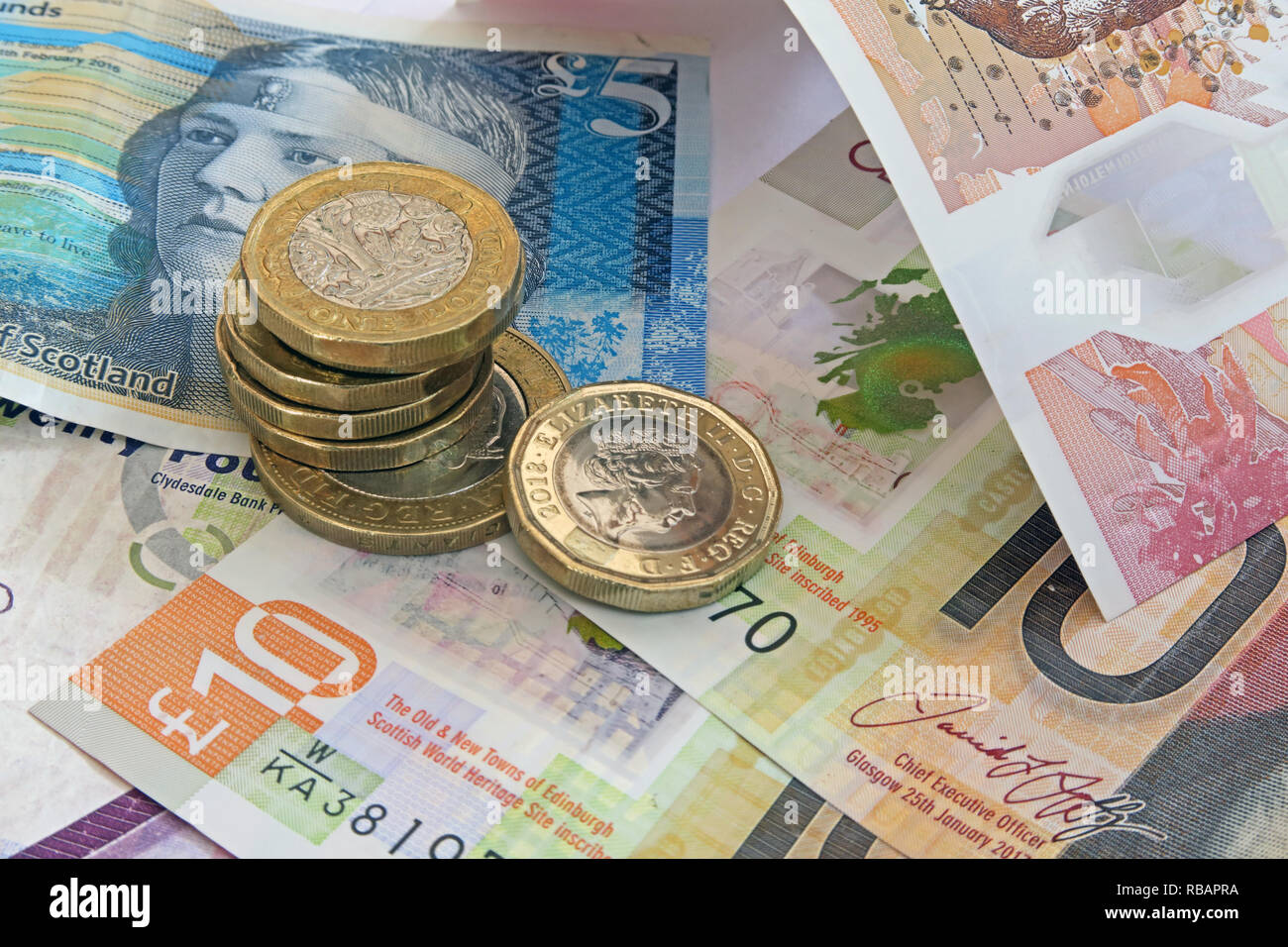 Bank von Schottland, Clydesdale & RBS Kunststoff 5 £ £ 10 fünf Pfund und zehn Pfund Banknoten, Münzen Stockfoto