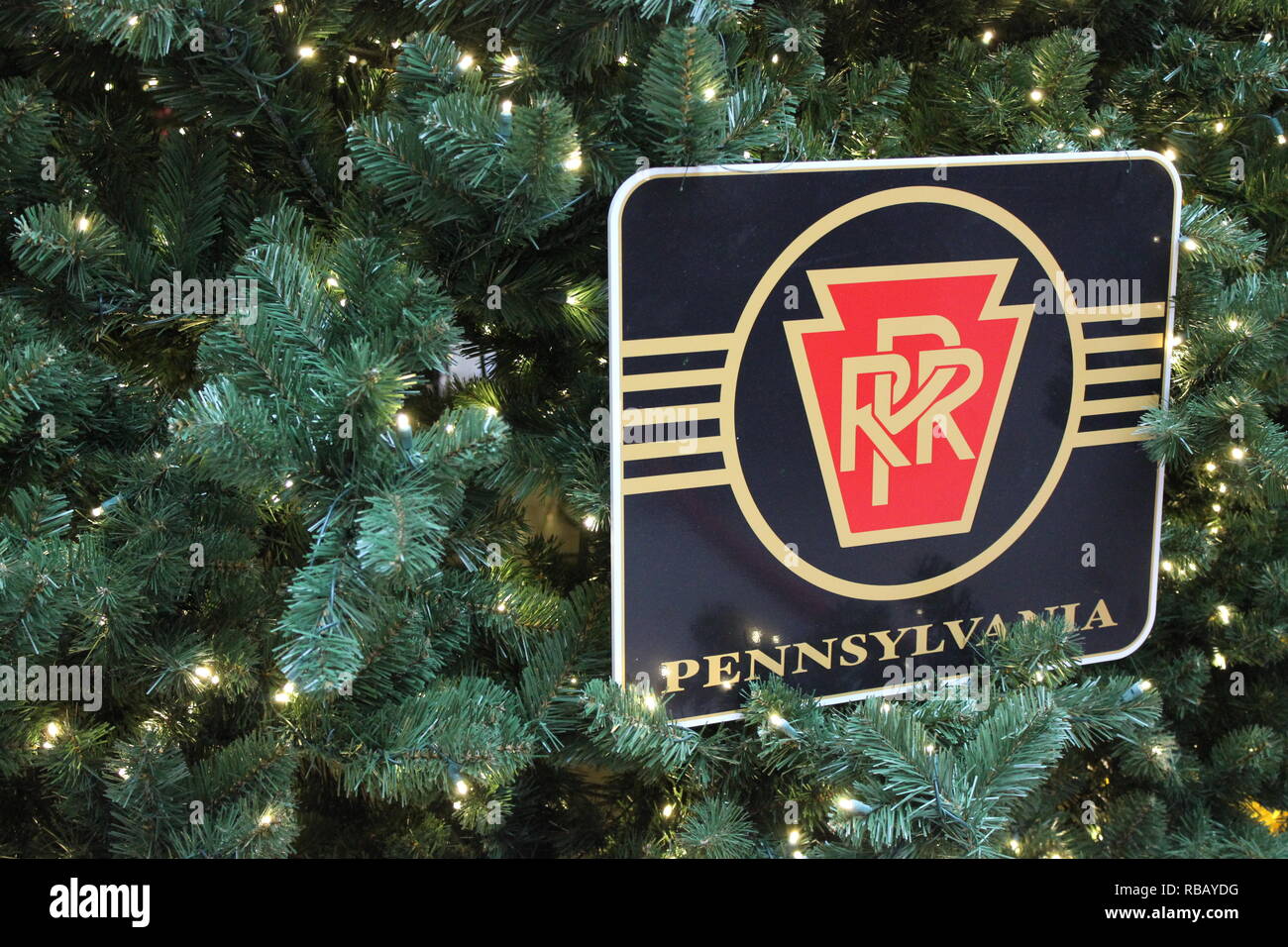 Weihnachtsfeiertag Pennsylvania Railroad line, PRR Verkünder, thematische Dekorationen an der Union Station in der Innenstadt von Chicago, Illinois. Stockfoto