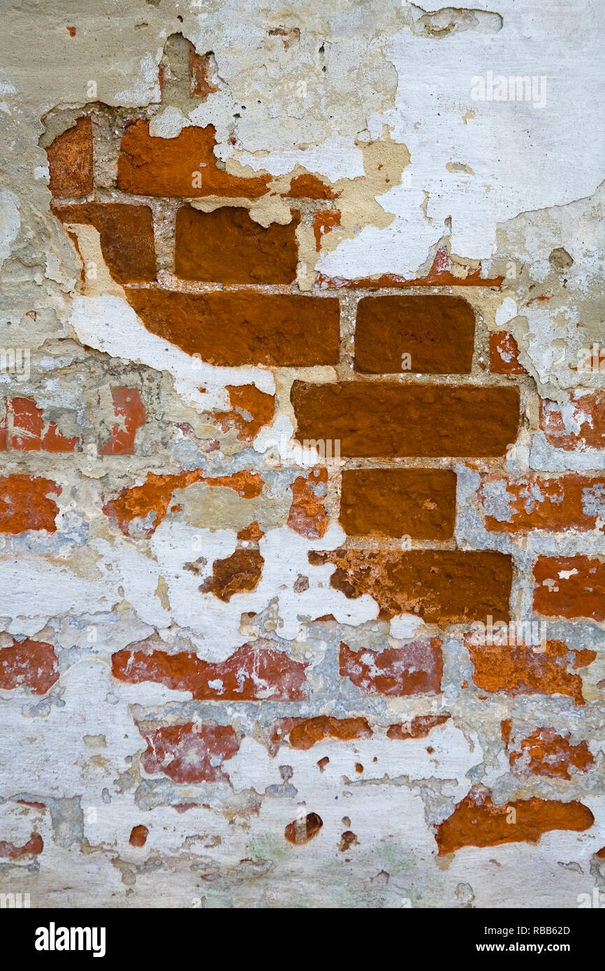 Alte schäbige Mauer des Klosters close-up. Russland. Stockfoto