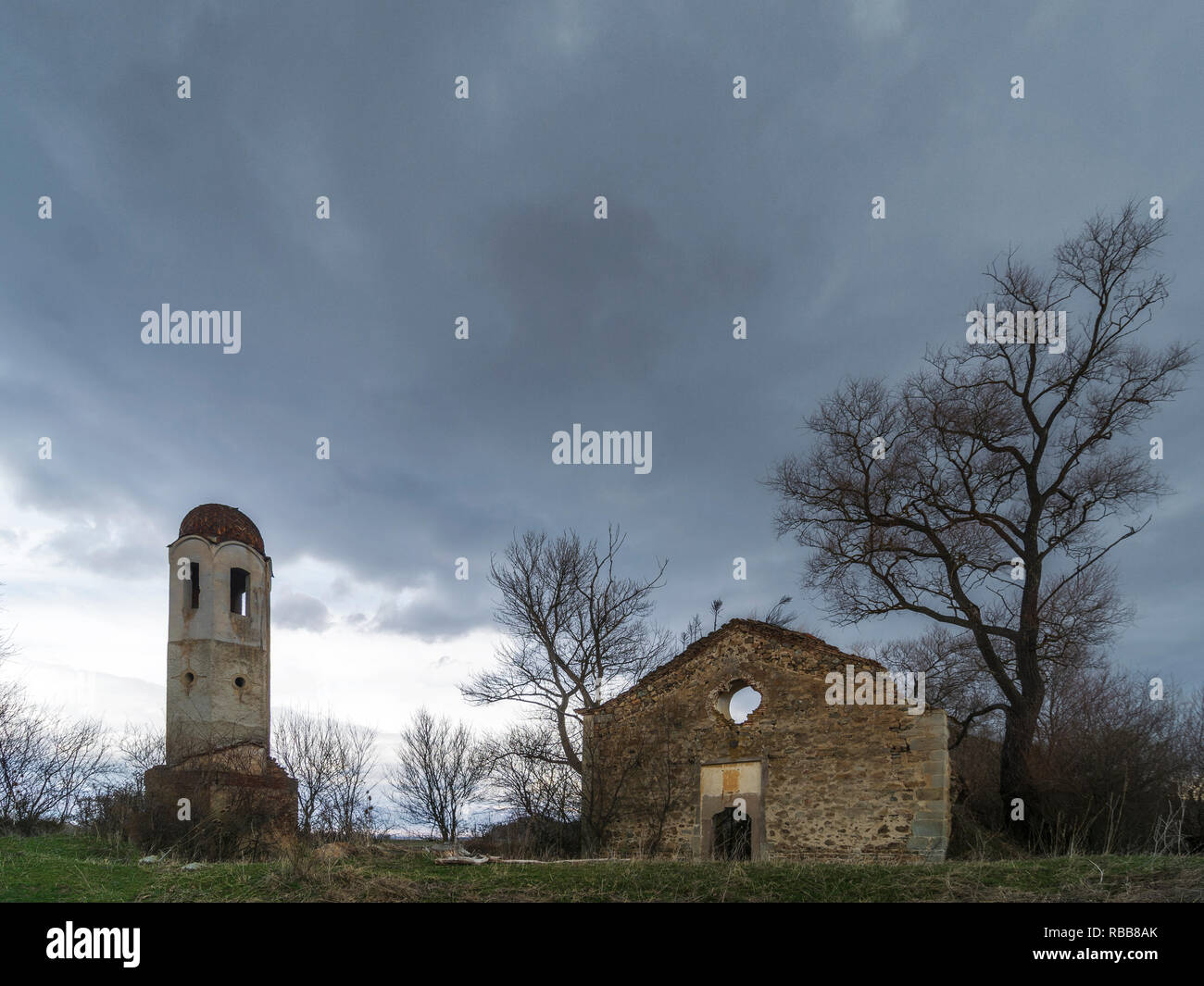 Verlassene Kirche in Bulgarien Stockfoto