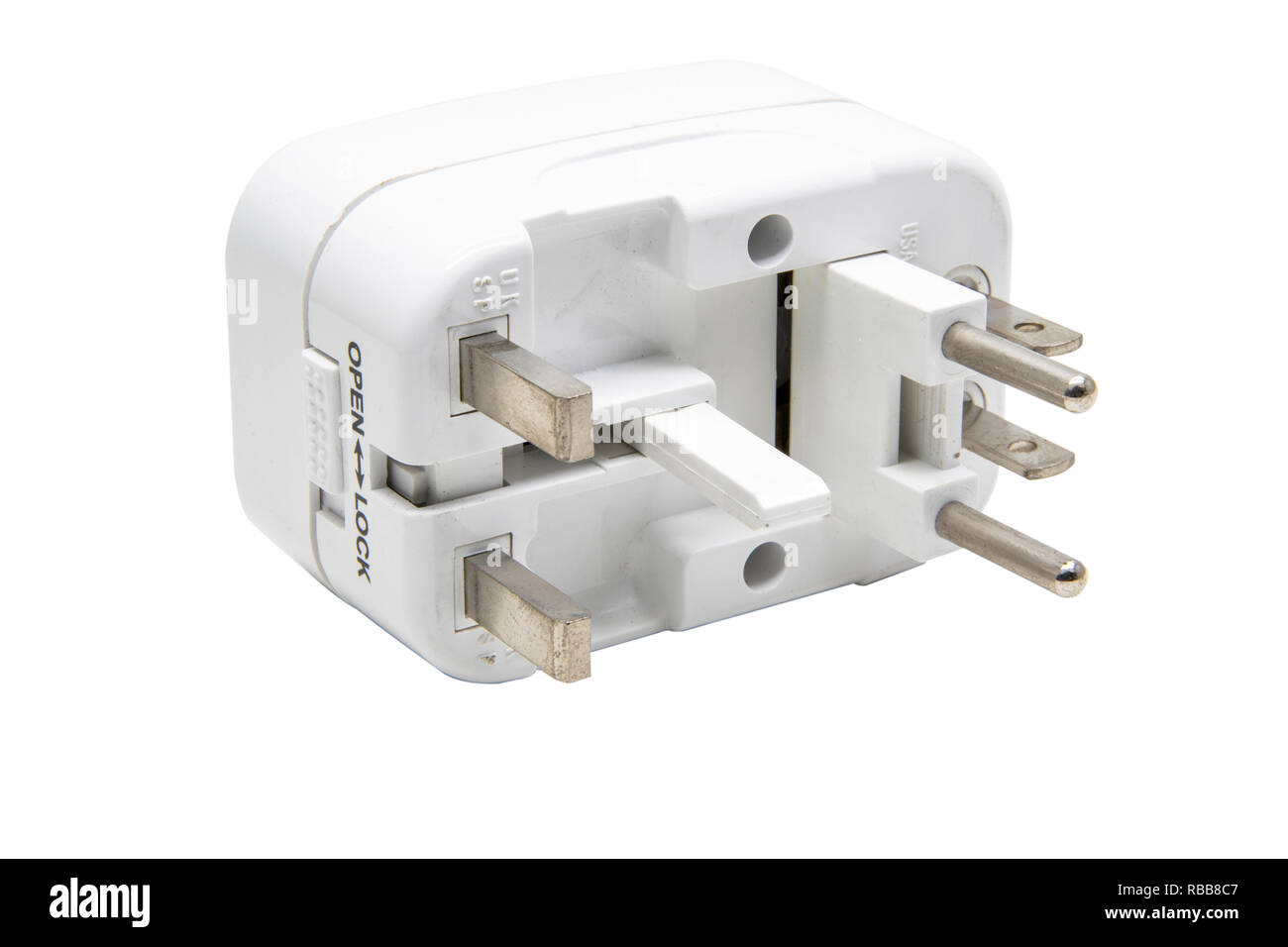 Universal Adapter isoliert auf weißem Hintergrund mit Clipping. Stockfoto