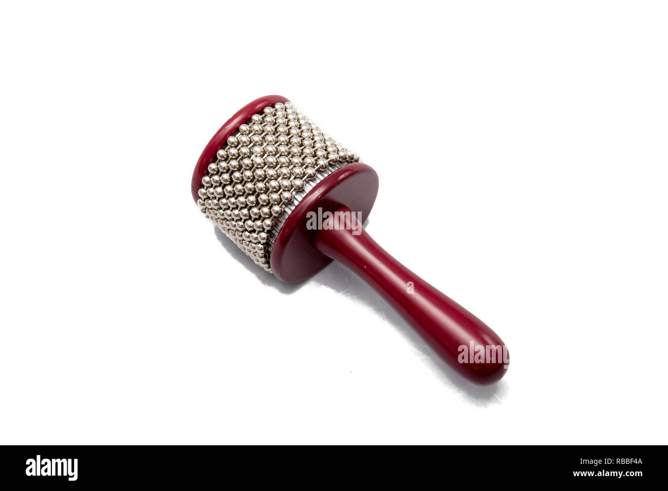 Maracas auf weißem Hintergrund, sitzsack Kabasa Stockfoto