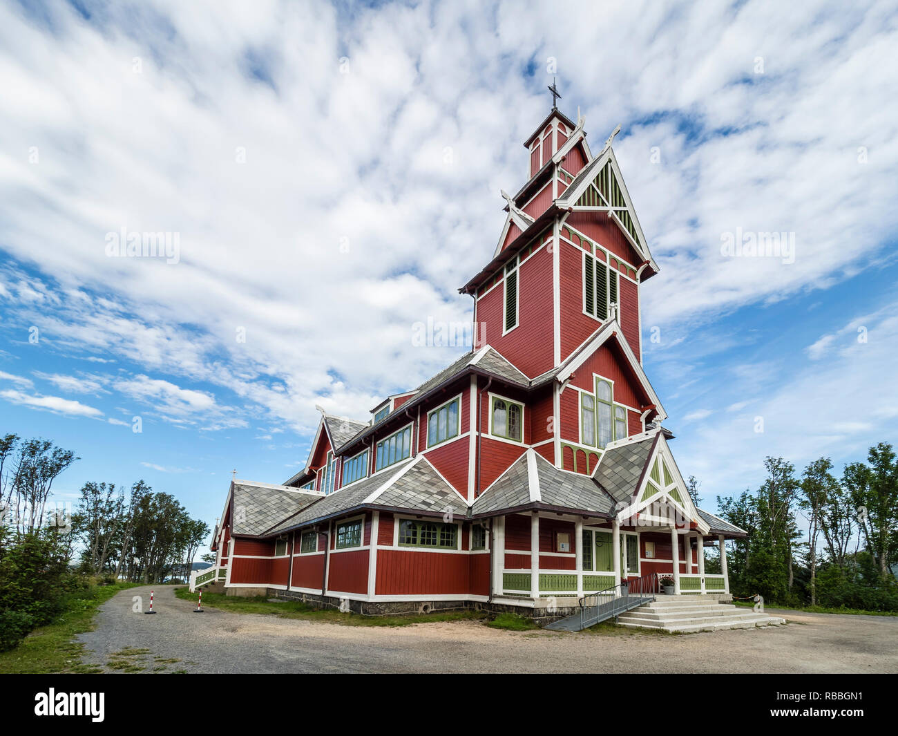 Buksnes Kirche, Dorf Gravdal, Insel Vestvågøya. Stockfoto
