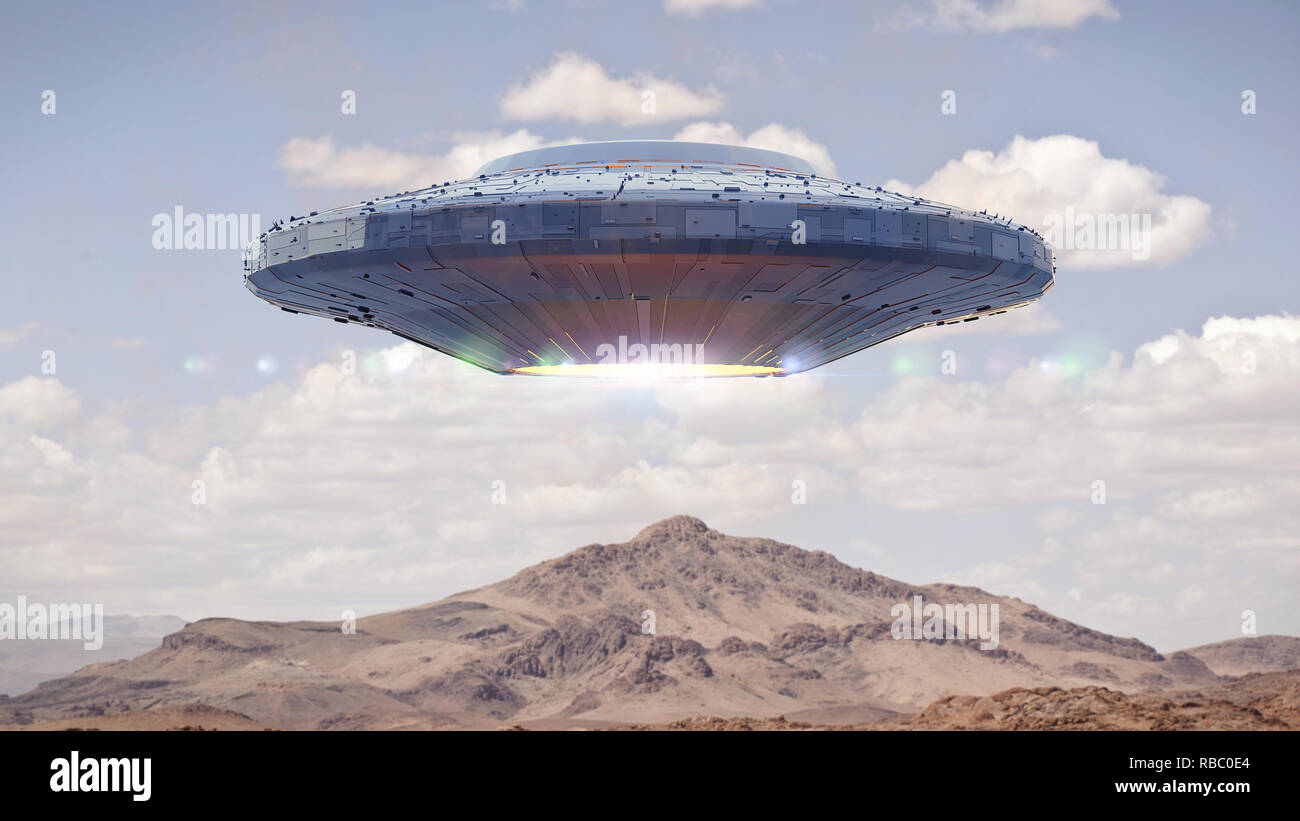 UFO, science fiction Szene mit Alien Raumschiff außerirdischer Besucher in fliegende Untertasse über Landschaft Stockfoto