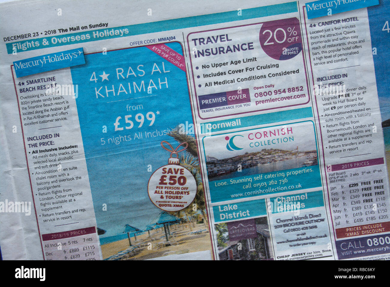 "Reisen" in der Post am Sonntag Zeitung Stockfoto