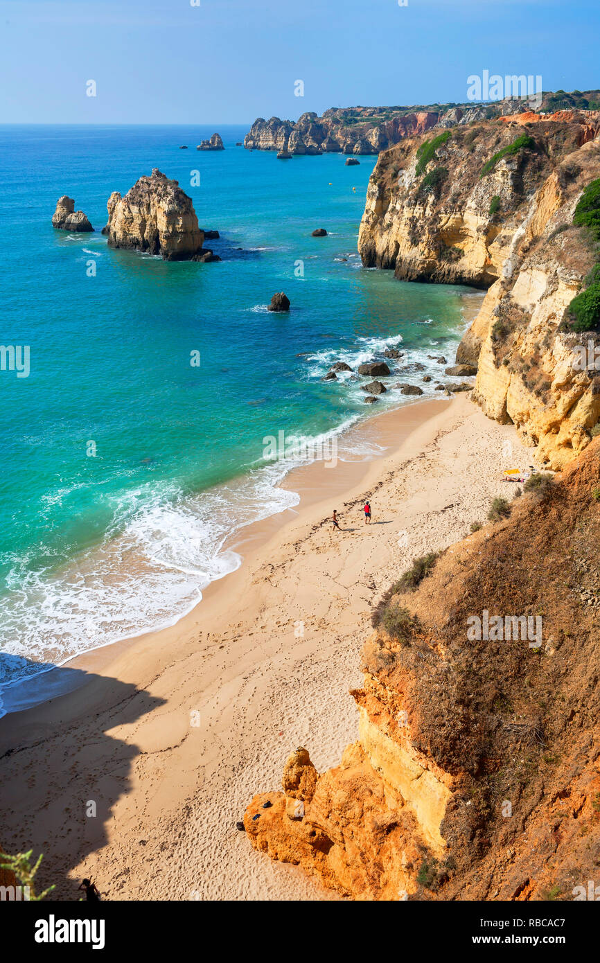 Dona Ana Strand und Küste, Lagos, Algarve, Portugal, Stockfoto