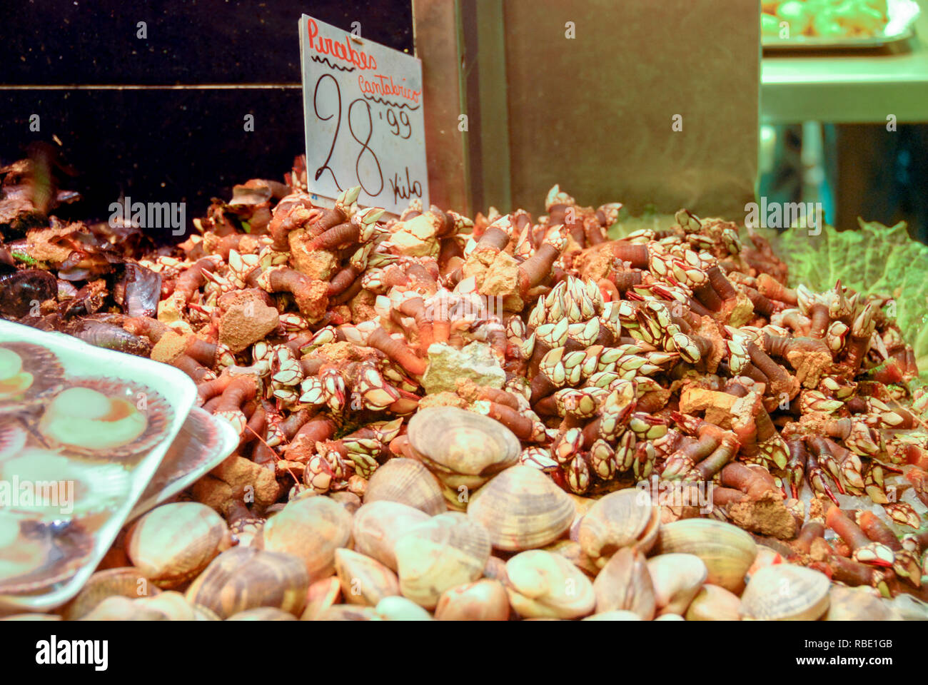 Fisch und Meeresfrüchte in Barcelona Markt Stockfoto