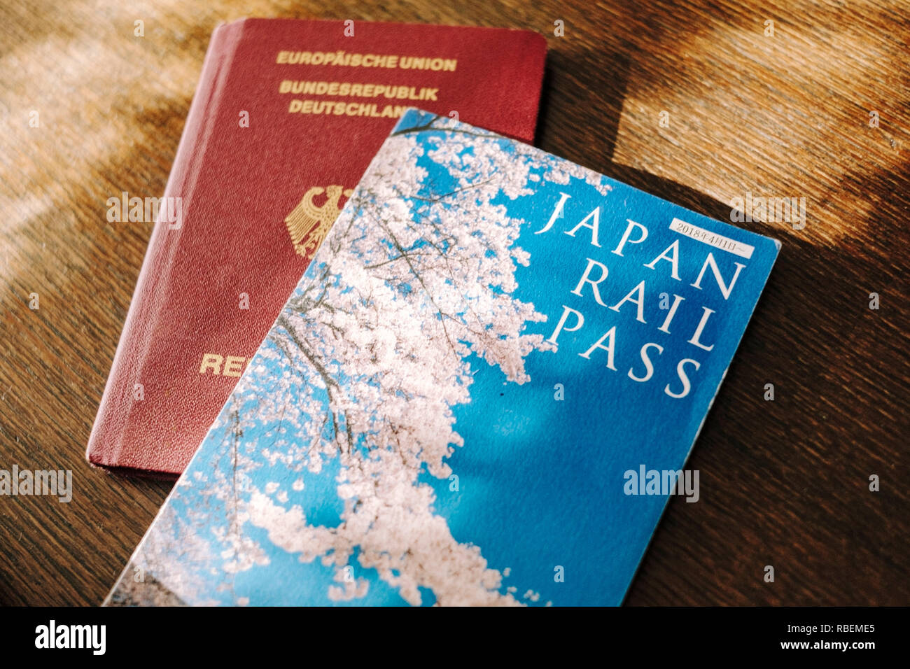 Japan Rail Pass und ausländischen Pass Stockfoto