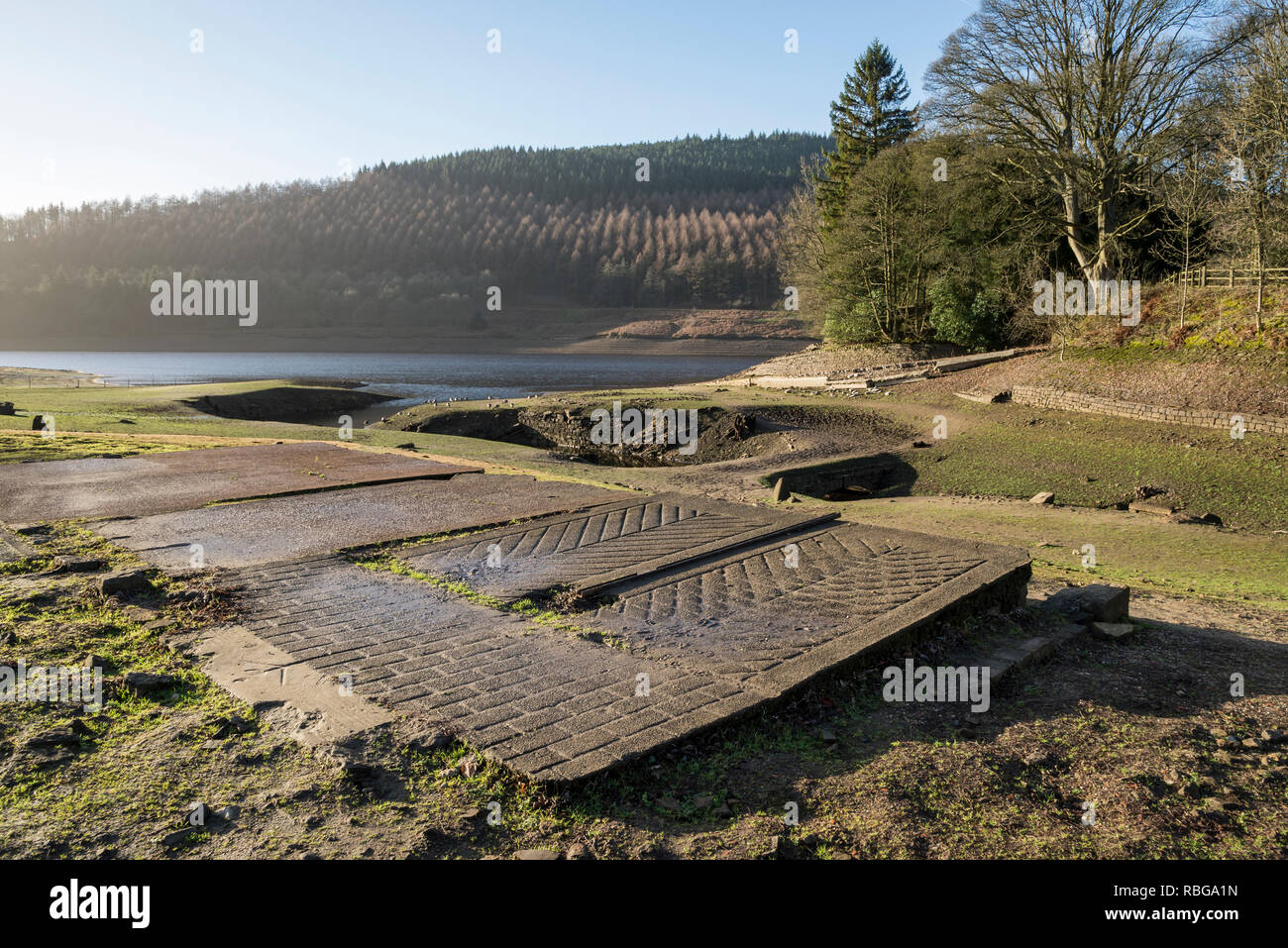 Website von Derwent Dorf an Ladybower Reservoir, Nationalpark Peak District, Derbyshire, England. Stockfoto