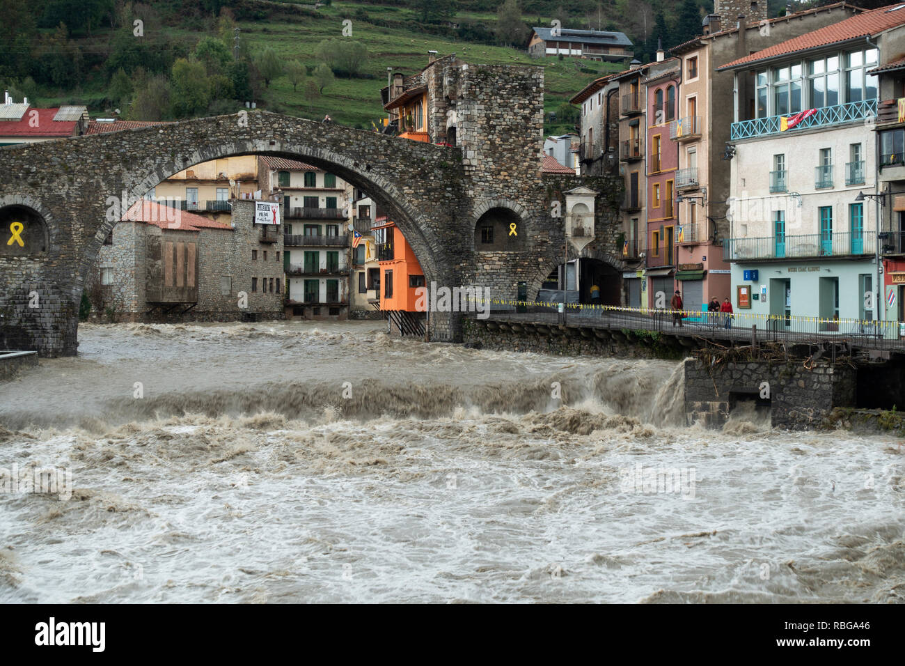 Camprodon und Ter Fluss. Catalunya. Spanien Stockfoto