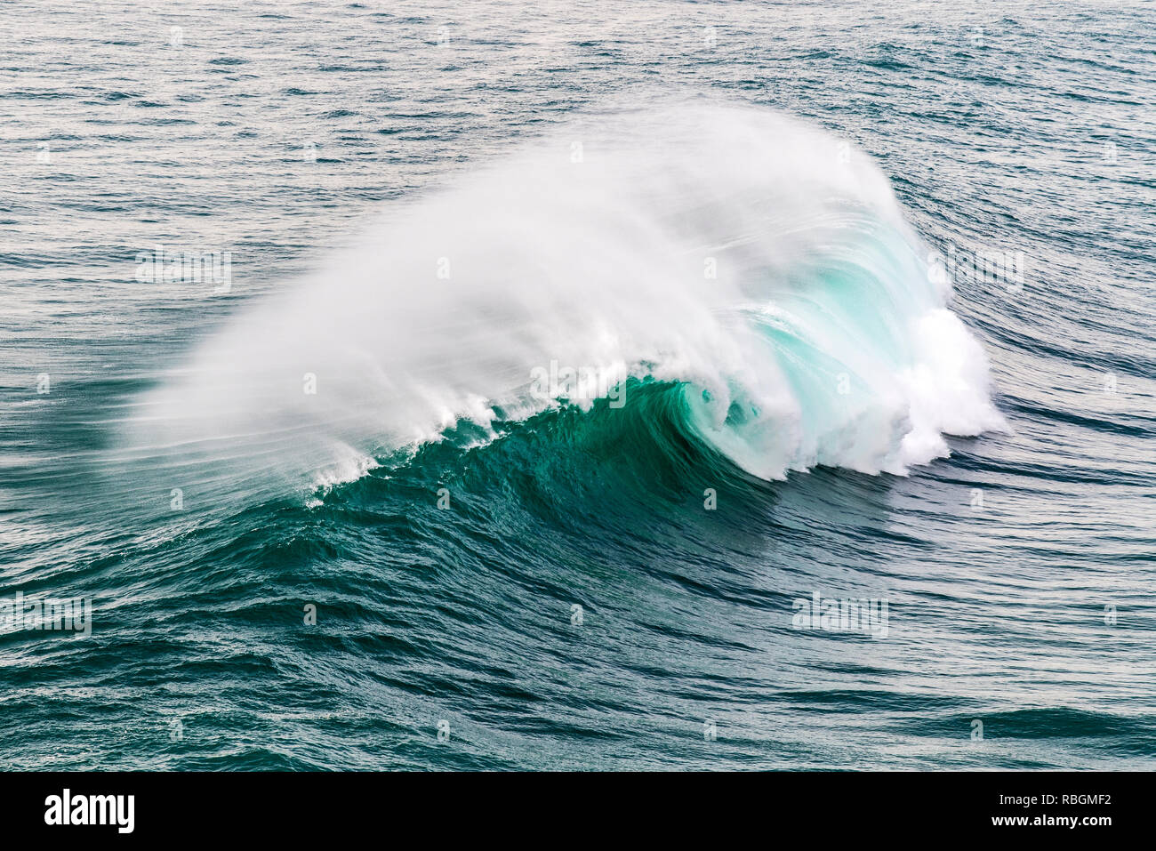 Brechende Welle, Praia do Norte, Nazare, Centro, Portugal Stockfoto