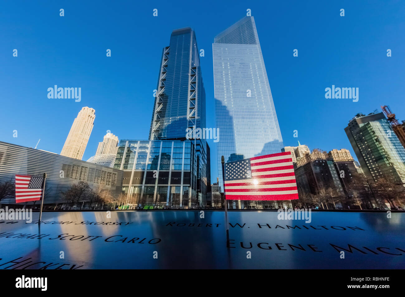 NEW YORK CITY - 2. APRIL 2018: Ground Zero Memorial eines der wichtigsten Wahrzeichen in Manhattan Stockfoto