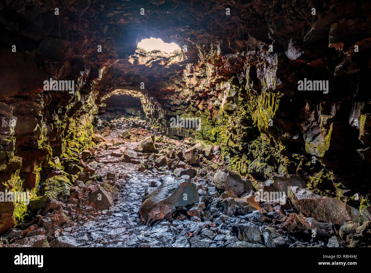 Lava-höhle Höhle, Island Stockfoto