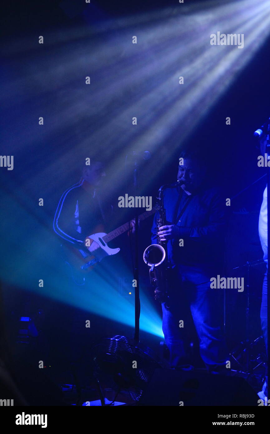 Live Musik Konzert - Rückkehr der P45 Stockfoto