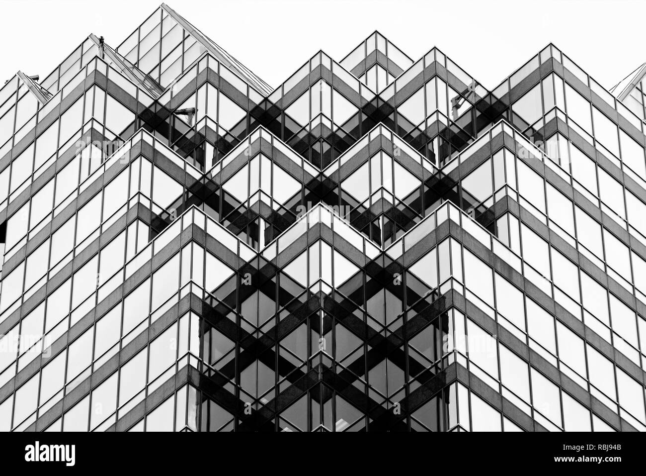 Architektonische Details der Queen Street East Tower in der Innenstadt von Toronto, Kanada Stockfoto