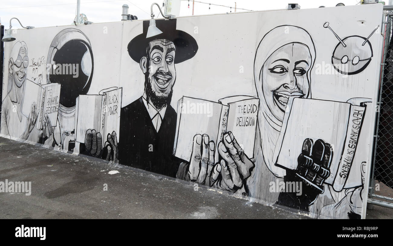Coney Wände Kunst - Religion, muslimische, islamischen, jüdischen, Gott Cartoon - Coney Island Seaside - Brooklyn, New York, NY, USA Stockfoto
