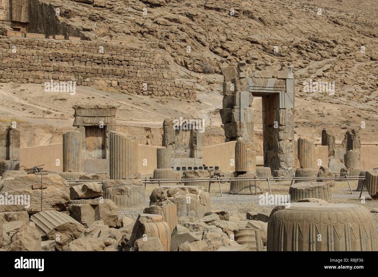 Die antiken Ruinen von Persepolis Komplex, berühmten zeremoniellen Hauptstadt Persiens Iran. Stockfoto