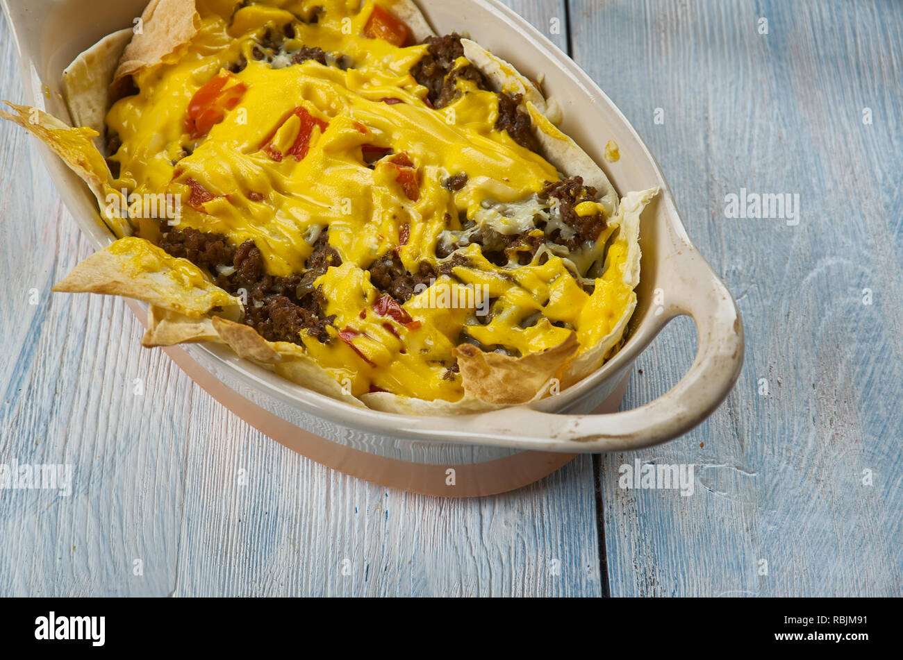 Tex-Mex-Cowboy Auflauf, Hackfleisch Auflauf ist einfach zu machen ... Tex-Mex-Cowboy Auflauf, Hackfleisch Auflauf ist einfach zu machen ...