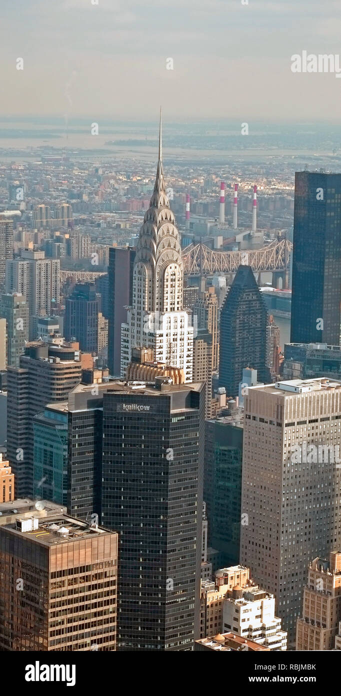 Chrysler Building Hudson River Brooklyn Bridge vom Empire State Building entfernt die Insel Manhattan Midtown New York City NYC USA Vereinigte Staaten von Amerika Stockfoto