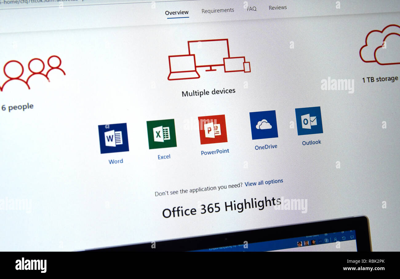 MONTREAL, KANADA - 10. Januar 2019: Microsoft Office 365 Symbole auf einem Bildschirm. Office 365 ist der Markenname Microsoft verwendet für eine Gruppe von Abonnements Stockfoto