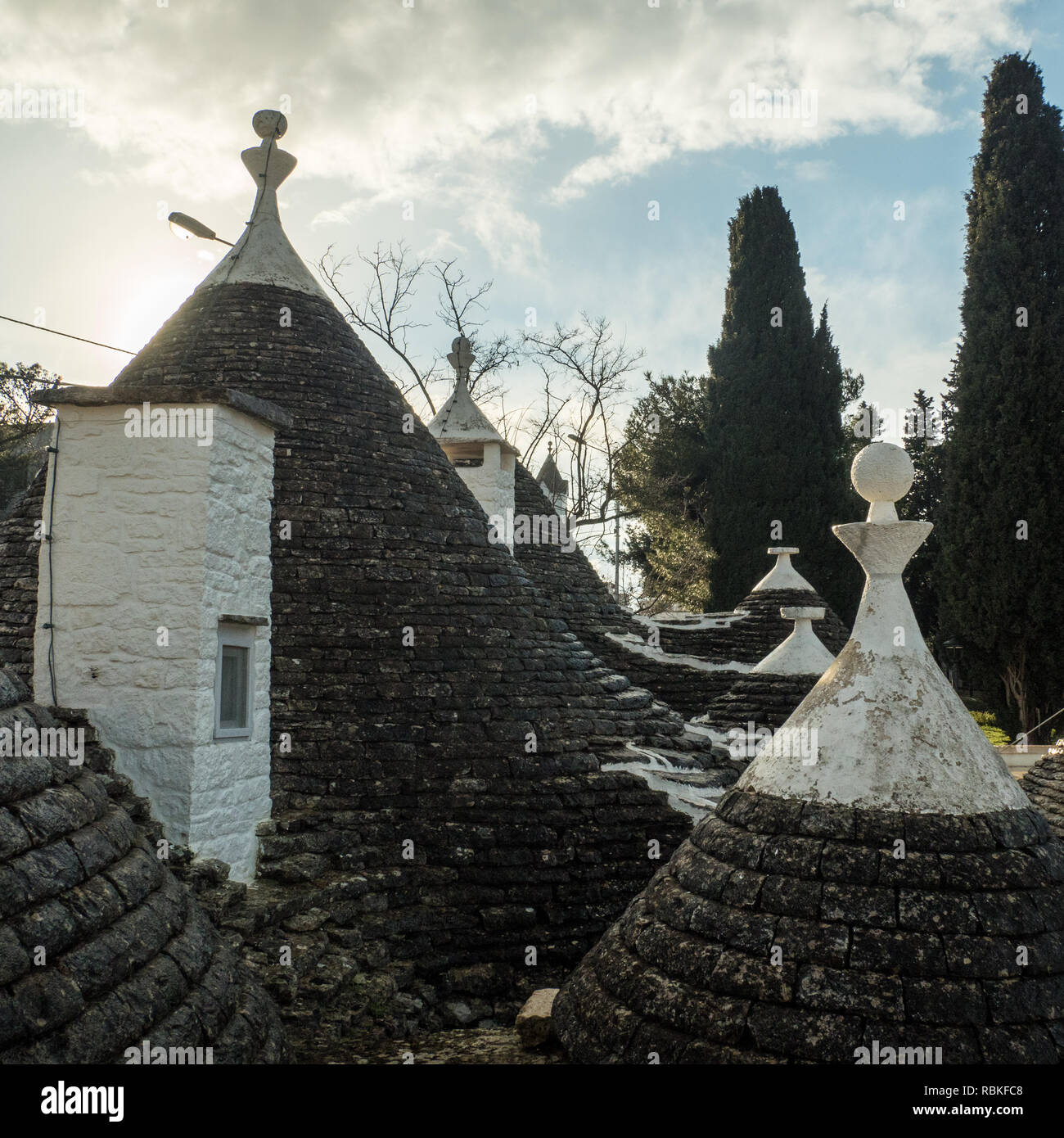 Die "Trulli" Häuser der Stadt Alberbello in der Region Apulien (Puglia in Italienisch), SE Italien. Stockfoto