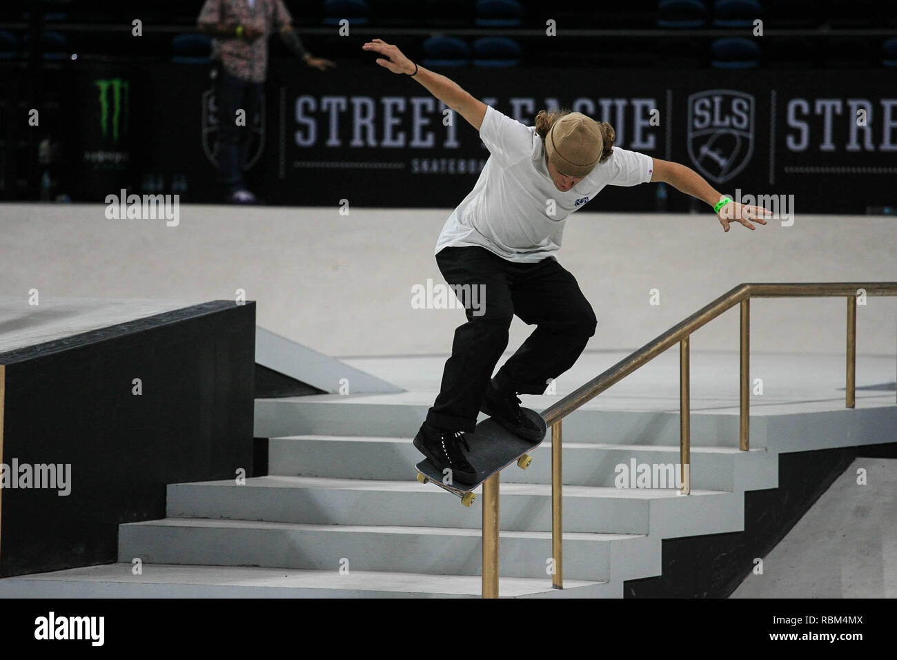 RJ - Rio de Janeiro - 11/01/2019 - SLS-Wm der Welt Skate in Rio de Janeiro - Der Skater Jaakko Ojanen führt eine Drohne Manöver während des Brasilianischen SLS-Stufe (Street League Skate), in der Carioca Arena im Parque Olimpico da Barra da Tijuca statt. Die Bühne, die in Rio de Janeiro ist Teil der World Circuit skate Wettbewerbe in der Modalität Stockfoto