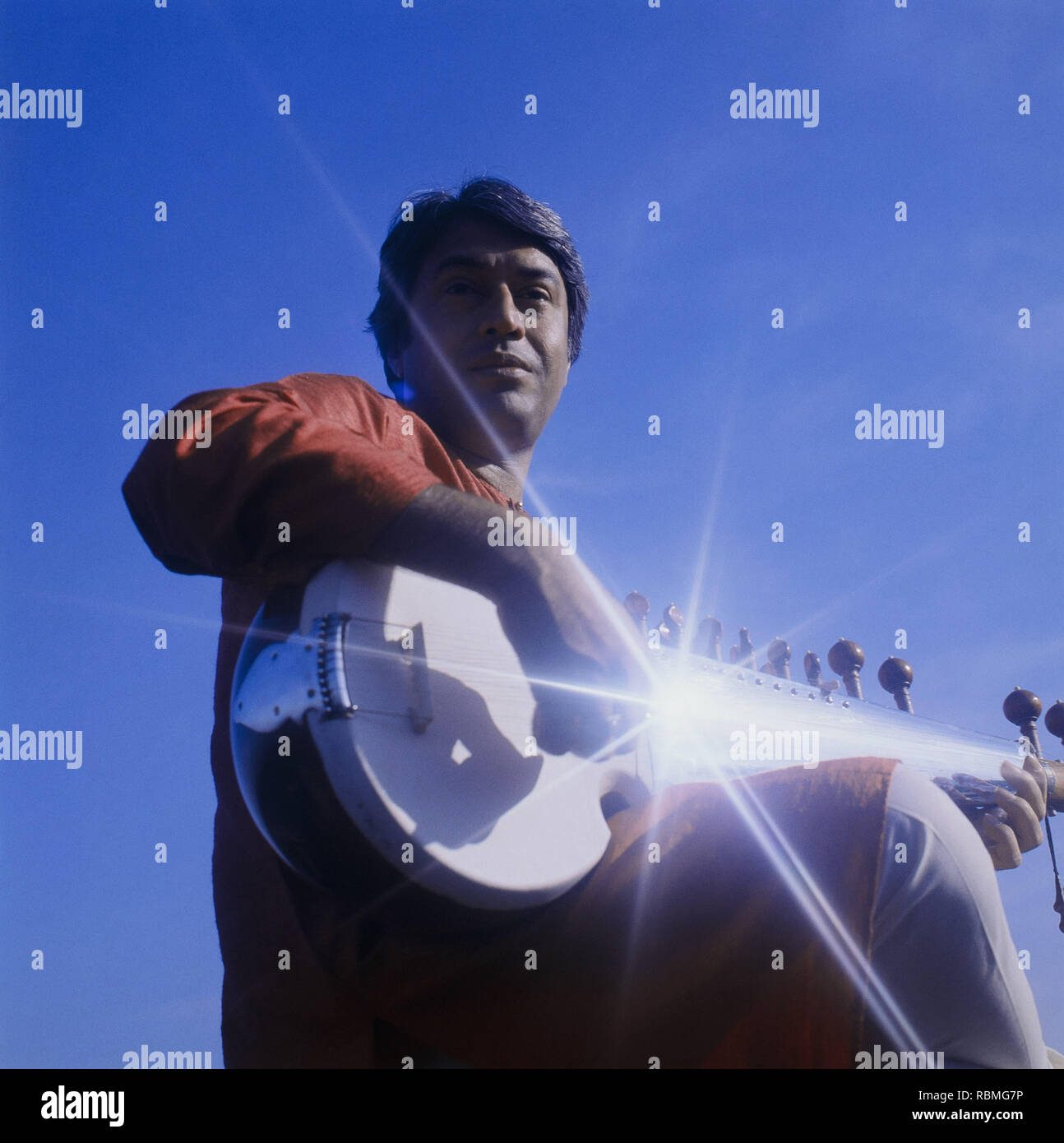 Musiker Amjad Ali Khan spielen Sitar, Indien, Asien Stockfoto