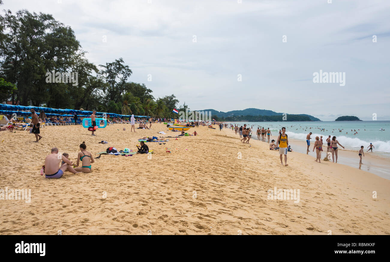 Karon Beach Phuket Thailand. Tag 18. Dezember 2018 Stockfoto