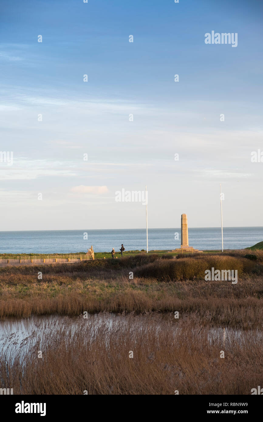 USA Armee Denkmal für die Einheimischen, die nach Verlassen ihrer Häuser und Land eine Praxis, die für die Landung in der Normandie zur Verfügung zu stellen. Slapton Sands, Torcross, Devon. Großbritannien Stockfoto