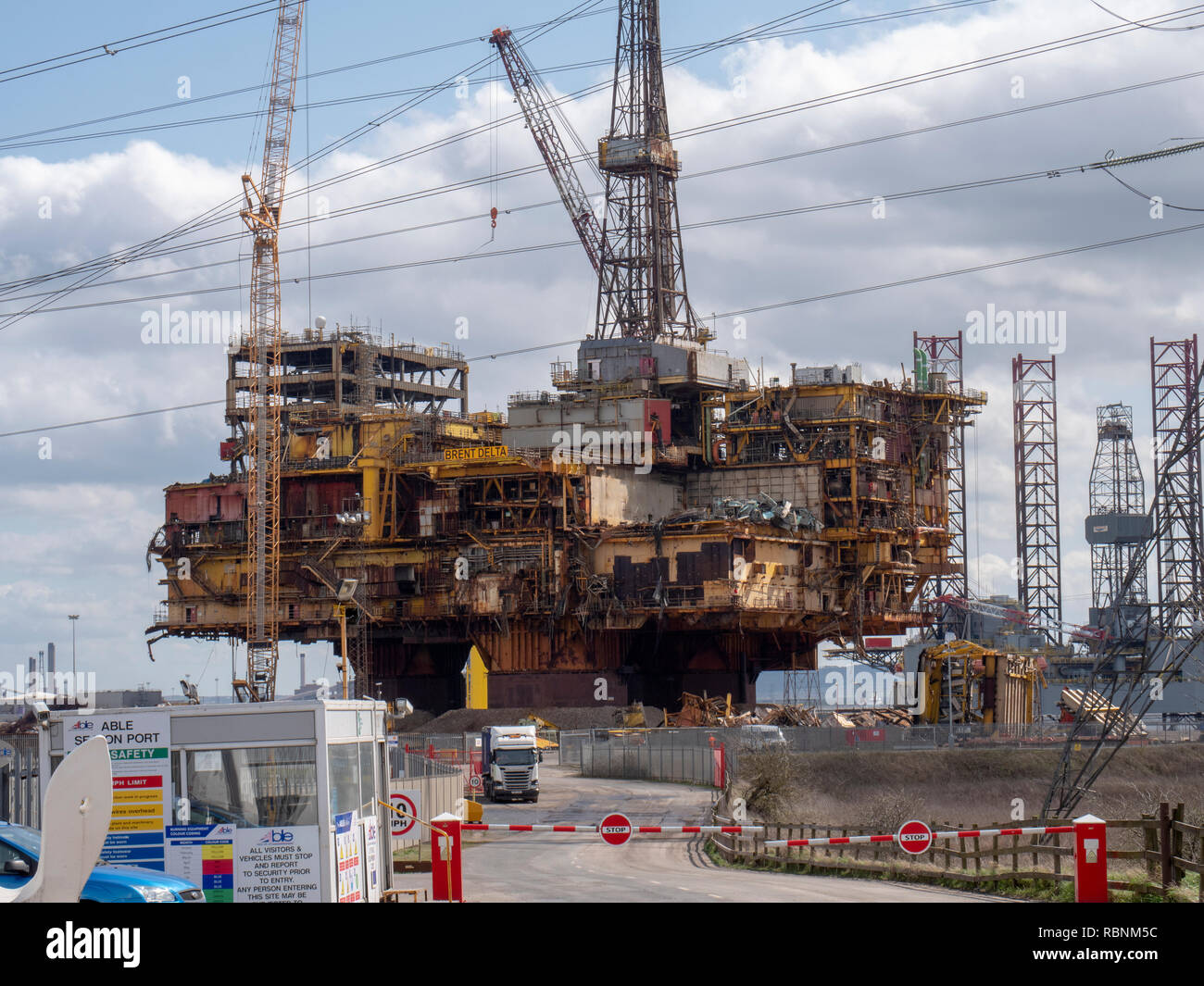 Die Oberseite des Shell Brent Offshore Plattform abgebaut werden und in der Lage, UK, Seaton Port, Seaton Carew, Hartlepool, County Durham, UK recycelt. Stockfoto