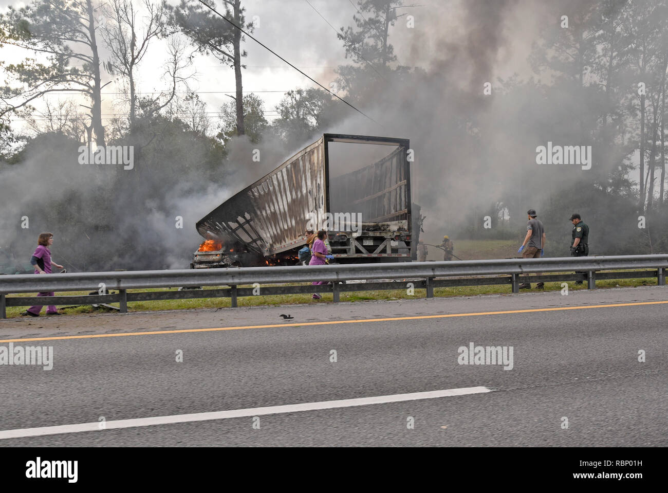 Wrack auf der Interstate 75 in der Nähe von Gainesville, Florida, die getötet 7 Personen, darunter 5 Kinder von einer Kirche in Louisiana. Stockfoto