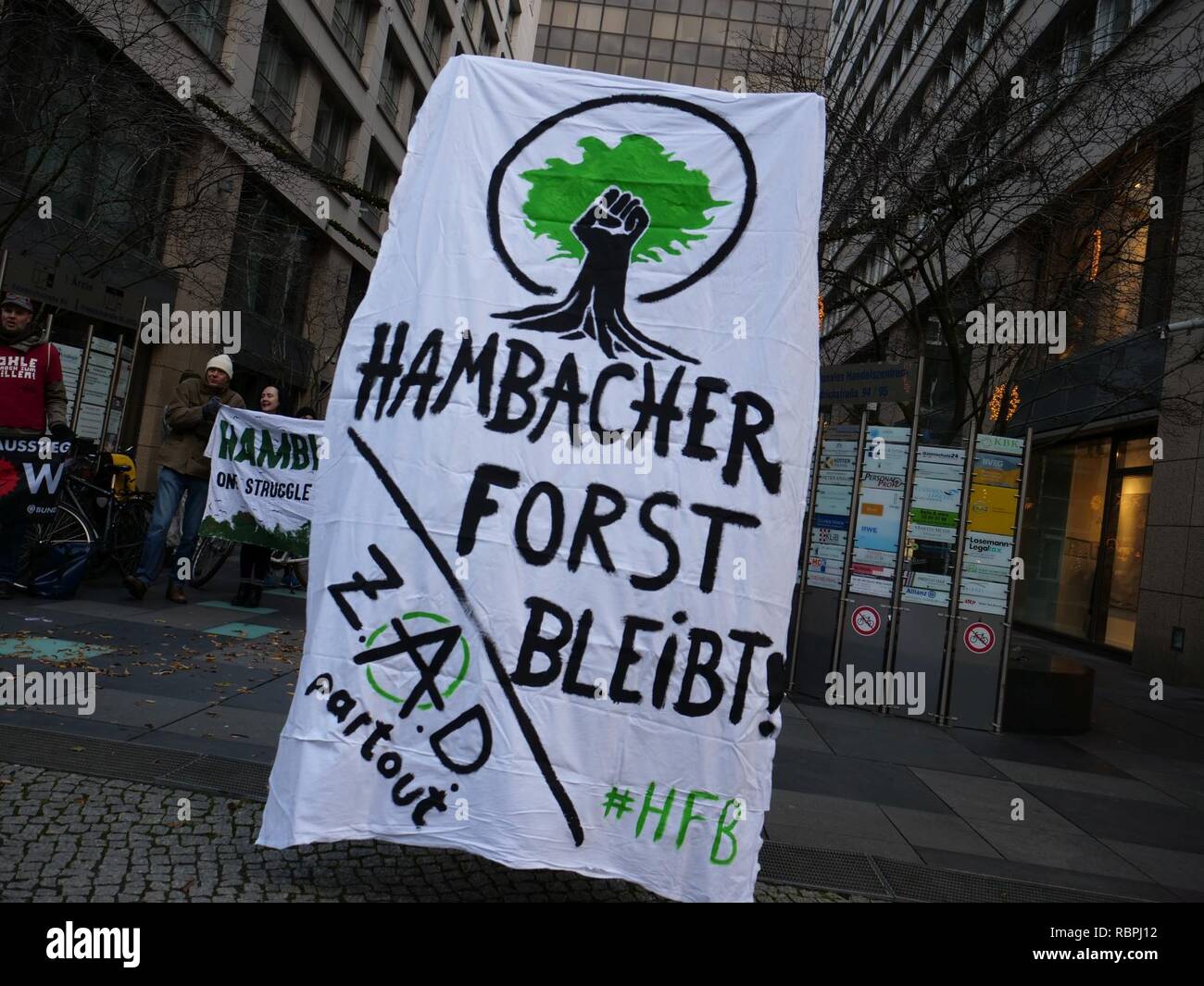 "Hambacher Forst bleibt der Protest in Berlin 03. Stockfoto