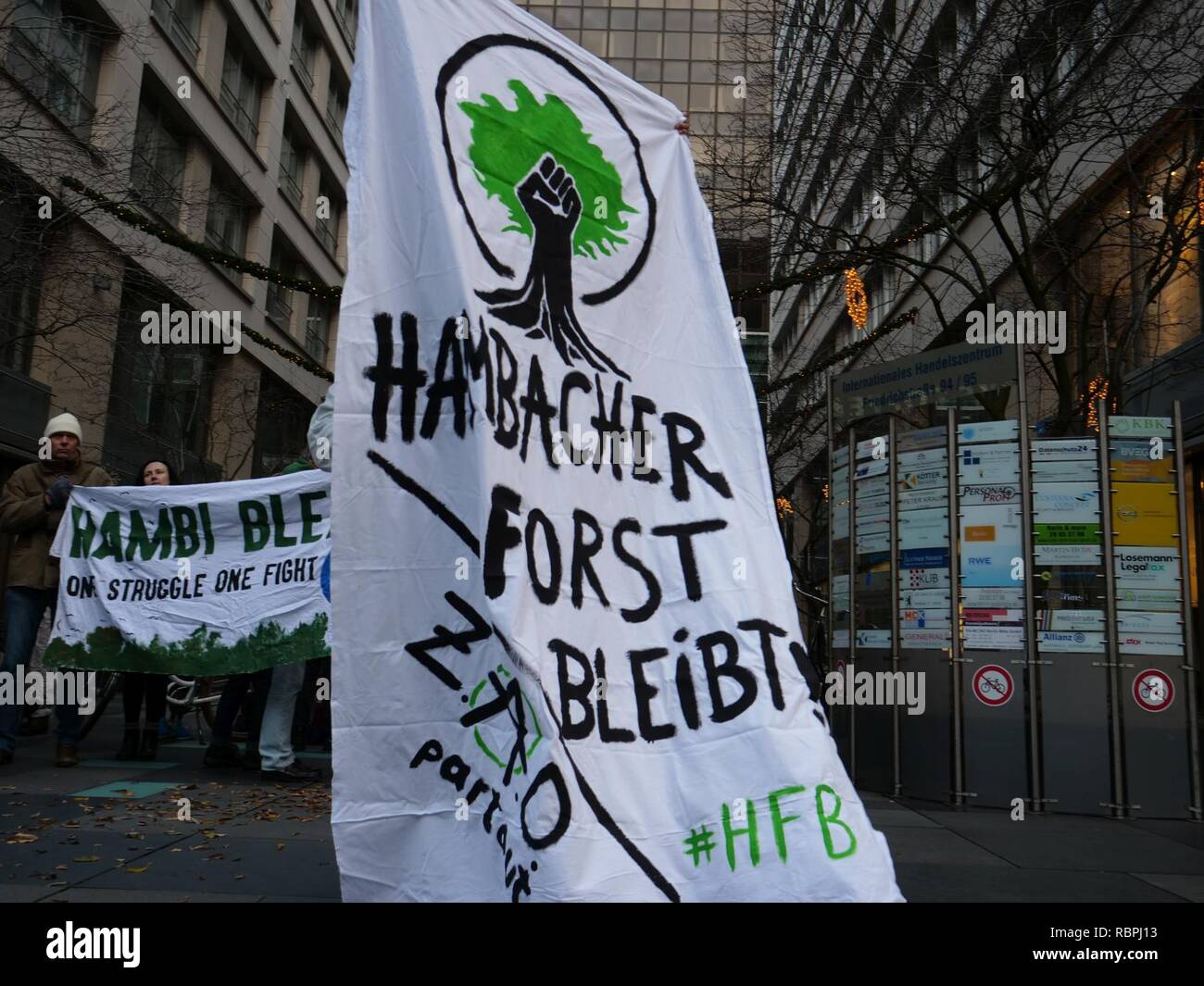 "Hambacher Forst bleibt der Protest in Berlin 04. Stockfoto