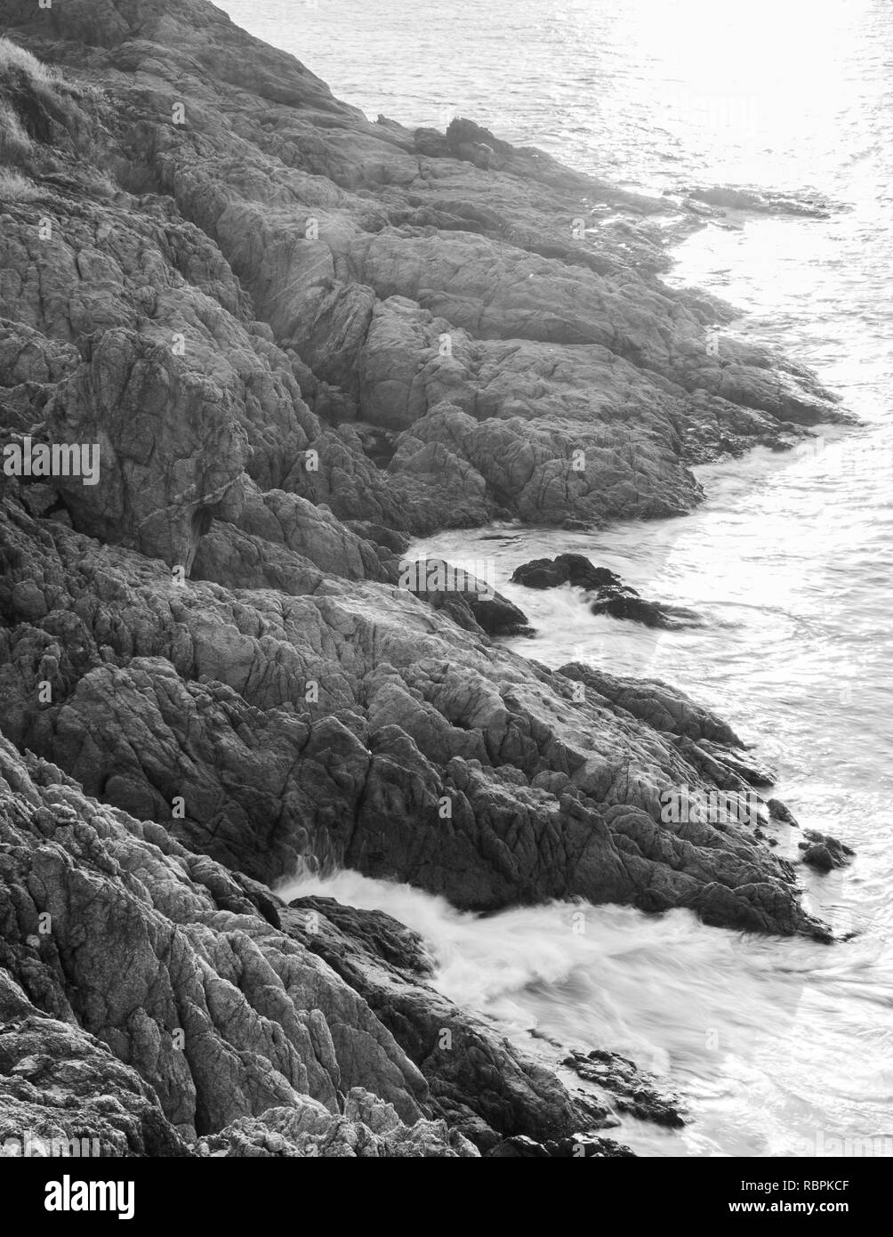 Shore bei Phuket, Thailand. Schwarze und weiße Ton. Stockfoto