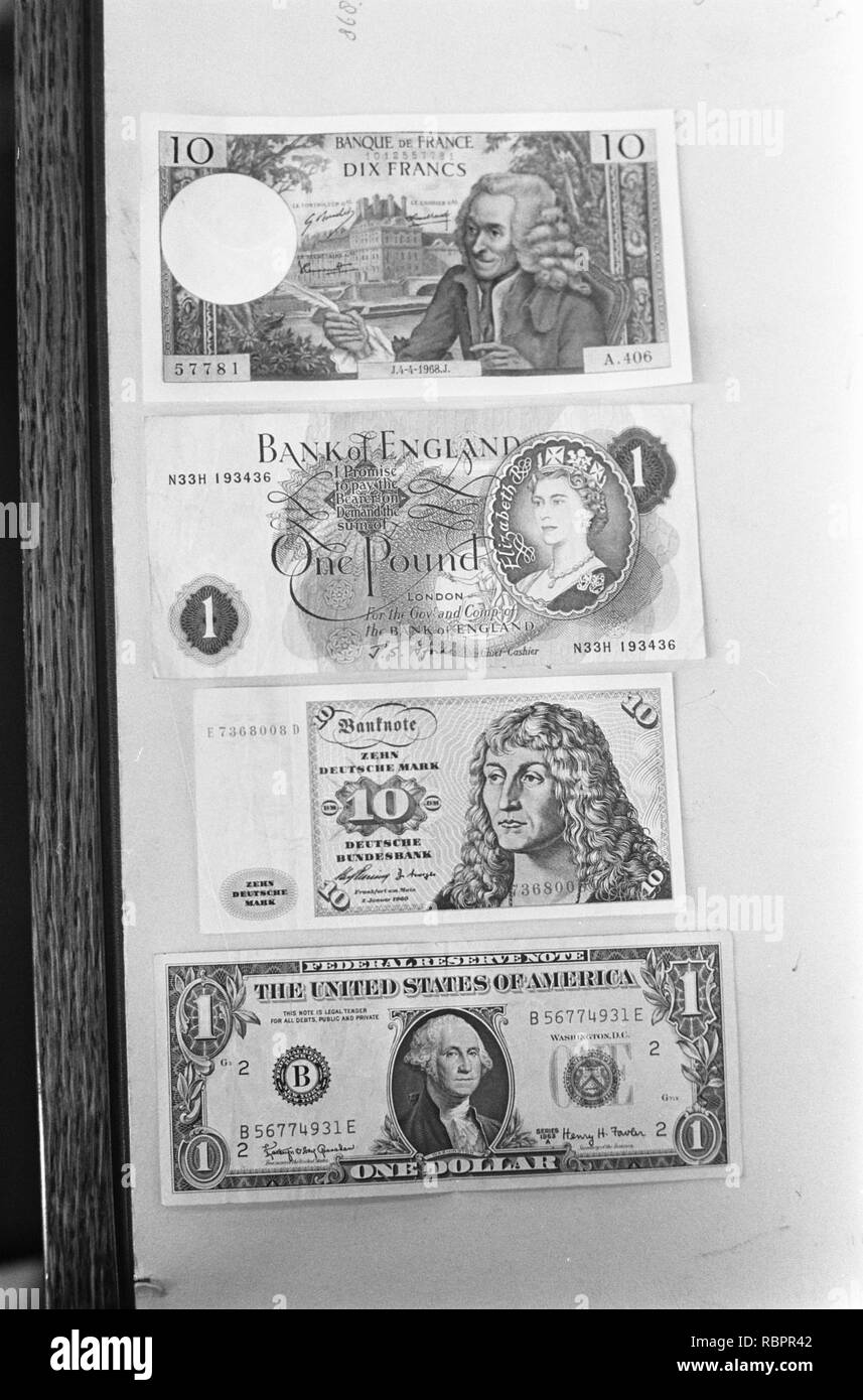 10 Franse Franken, 1 Britse Teich, 10 Duitse Mark, 1 Amerikaanse dollar, Bestanddeelnr 922-5935. Stockfoto