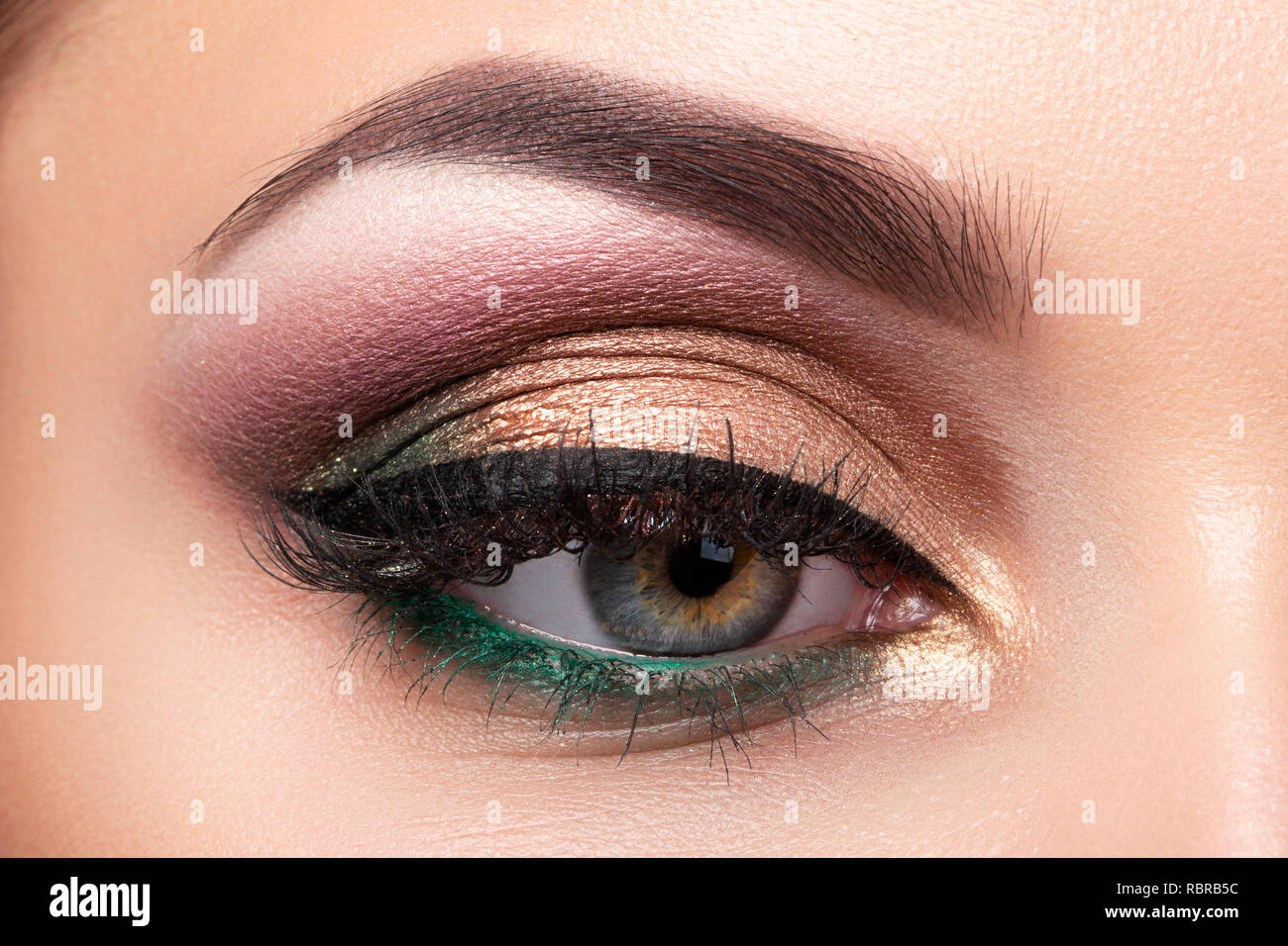 Smokey Eye Makeup Stockfotos und -bilder Kaufen - Alamy