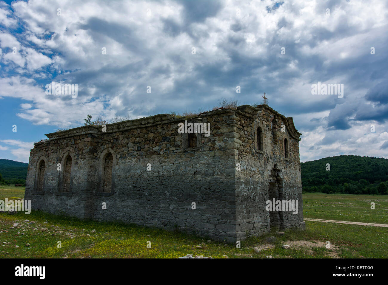 Verlassene Kirche in Bulgarien Stockfoto