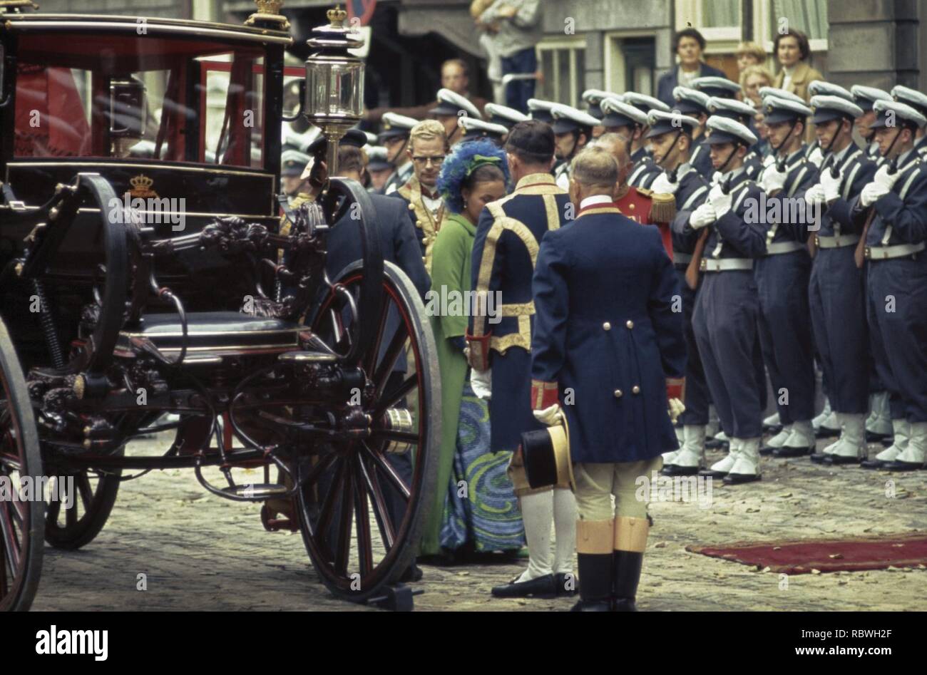 Aankomst Prinses Margriet Bij Het Paleis Lange Voorhout, Bestanddeelnr 254-8191. Stockfoto