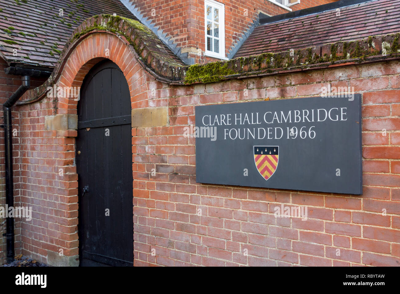 Zeichen außerhalb Clare Hall, Cambridge College der Universität Cambridge, UK Stockfoto