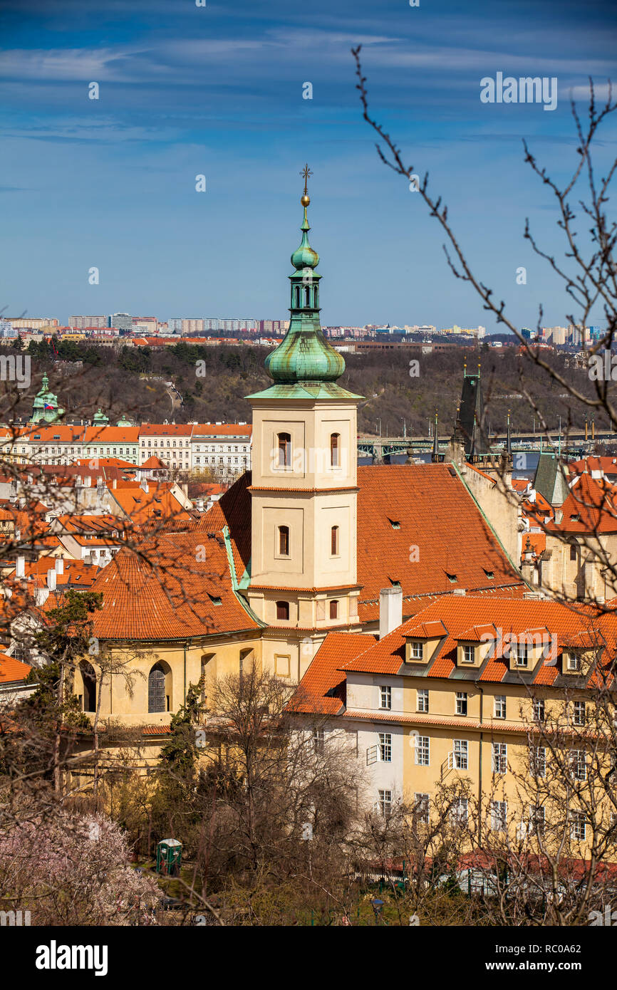Unbeschuhten Karmeliter Kirche der Siegreichen Jungfrau Maria auch als Heiligtum der das Jesuskind von Prag auf der Kleinseite im Old Town in Prag Stockfoto