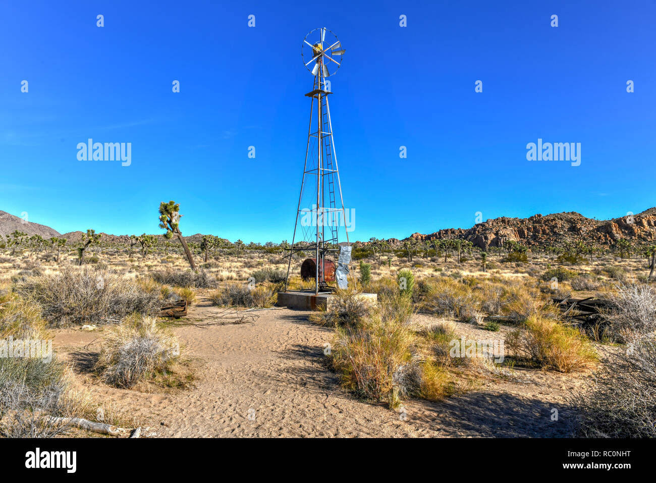 Abanoned Ausrüstung und Mine entlang der Wall Street Mill Trail im Joshua Tree National Park, Kalifornien. Stockfoto