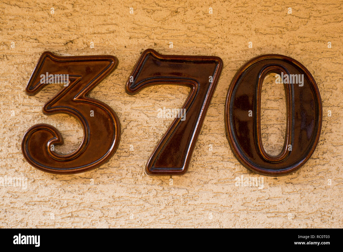 Nummer 370 - Haus Nummerierung Platte Stockfoto